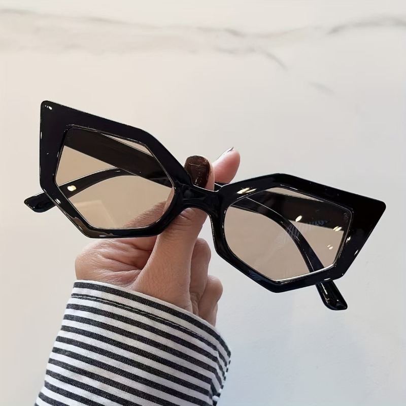 1 個レトロファッションキャットアイナローフレームサングラス - Sunglasses Cat Eye のレビューと価格
